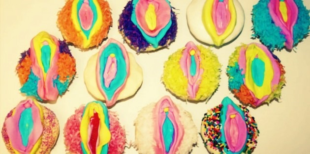 vagina-cupcakes_2.jpg
